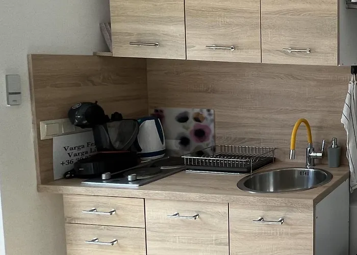 Lila Apartman